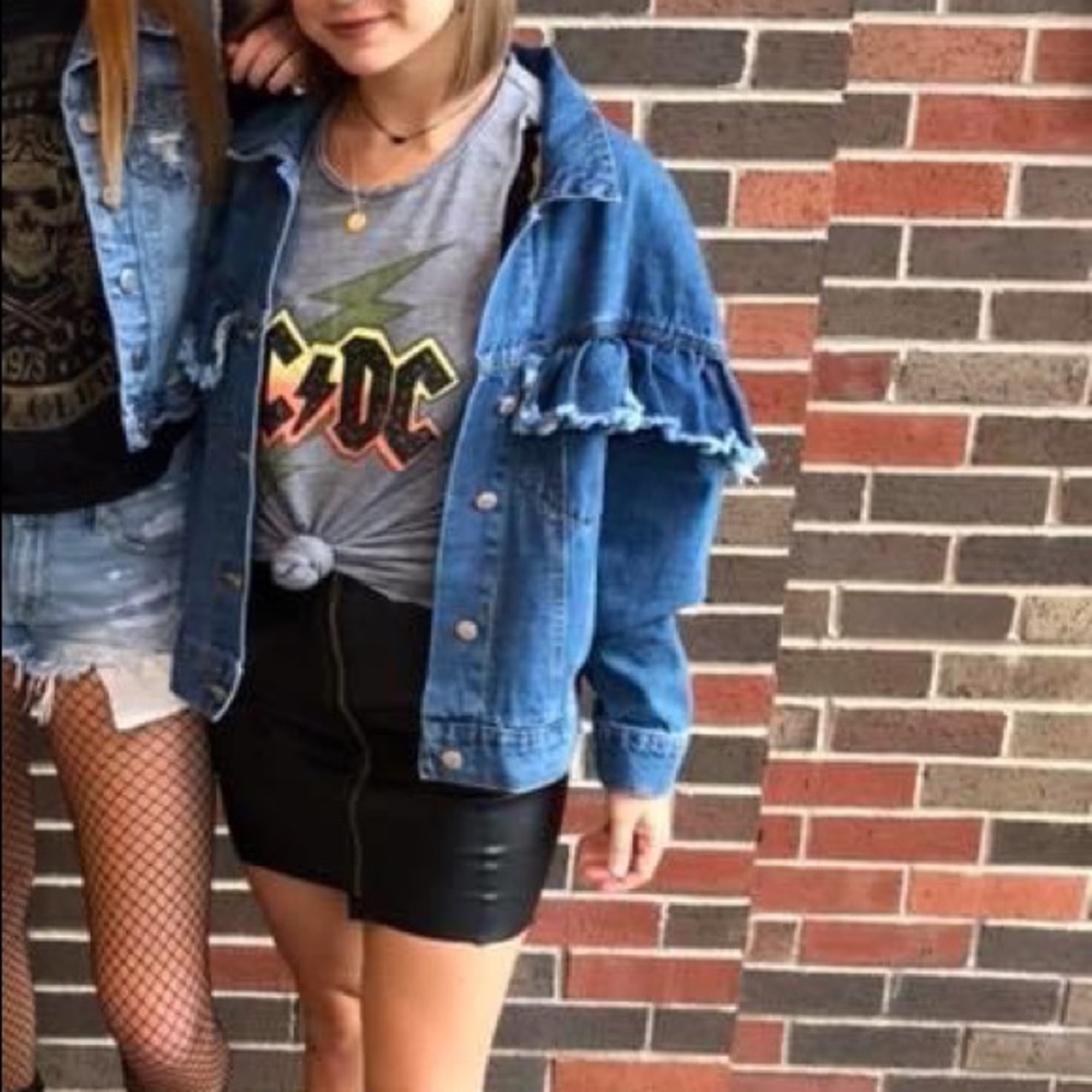 Fun denim jacket - Picture 3 of 3